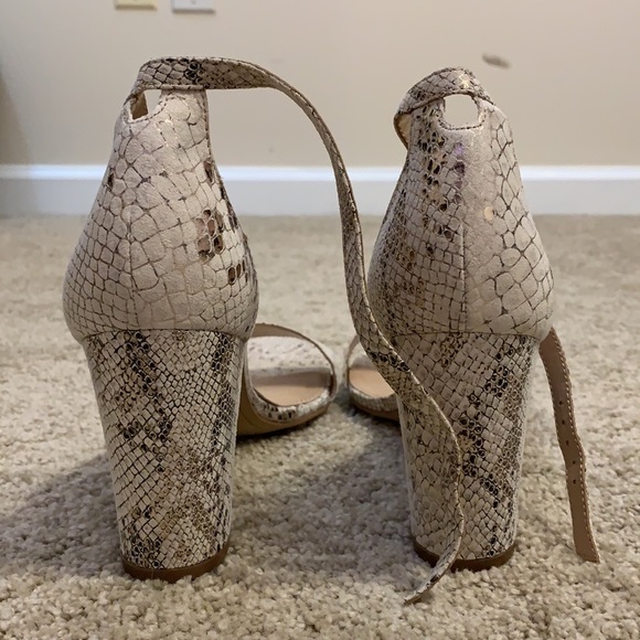 BRAND NEW KELLY & KATIE SNAKE PRINT HEELS - Picture 4 of 4